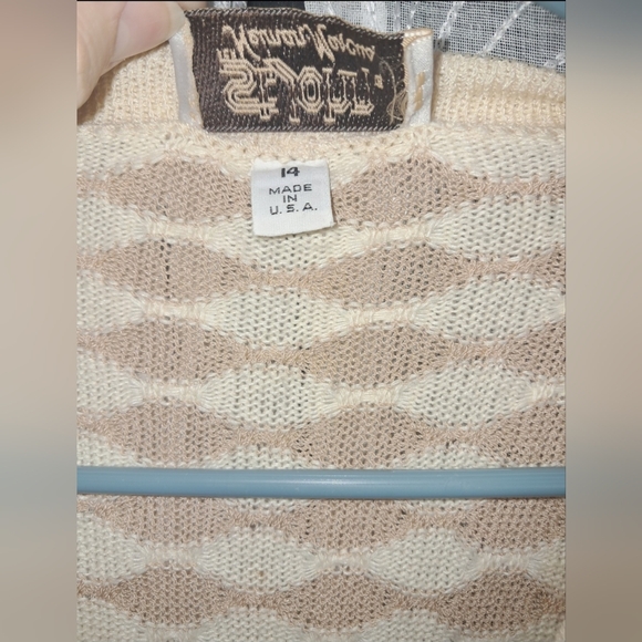 St. John brand for Neiman Marcus Women's size 14 cardigan sweater - Picture 5 of 12